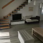 Zuta Kuca 度假居 Grude