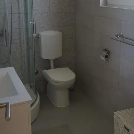 Zuta Kuca Dom wakacyjny