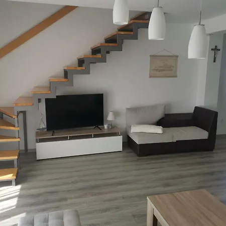 Dom wakacyjny Zuta Kuca